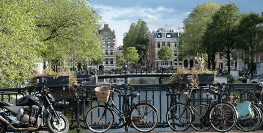 Luxemburg - Amsterdam : prenájom súkromného lietadla 