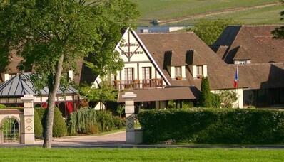 Hostellerie La Briqueterie Epernay Champagne Gurmánska eskapáda vrtuľníkom