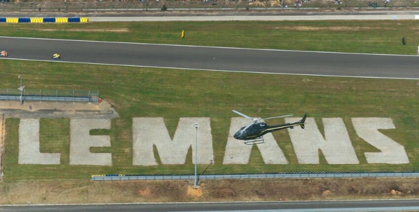 Paríž - Le Mans: transfer vrtuľníkom