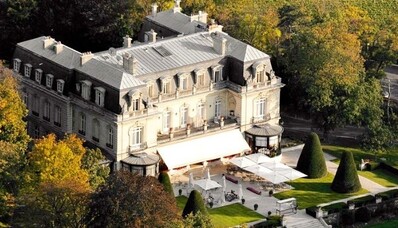 Prenájom helikoptéry na let do Les Crayères (Reims Champagne)