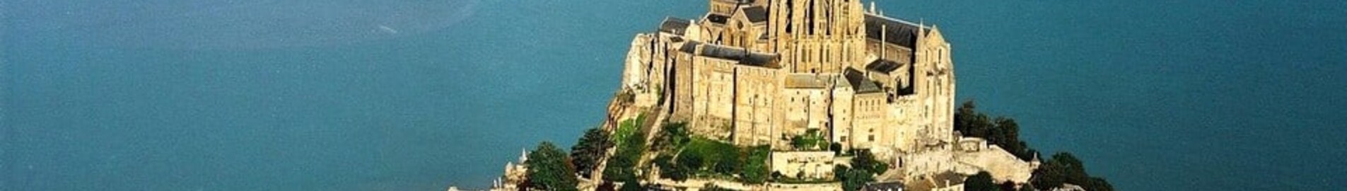 Prenájom súkromného lietadla Granville Mont Saint Michel letisko