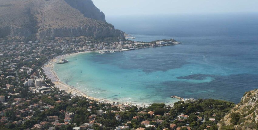 Palermo : prenájom súkromného lietadla 