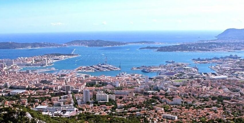 Paríž - Toulon: prenájom súkromného lietadla 