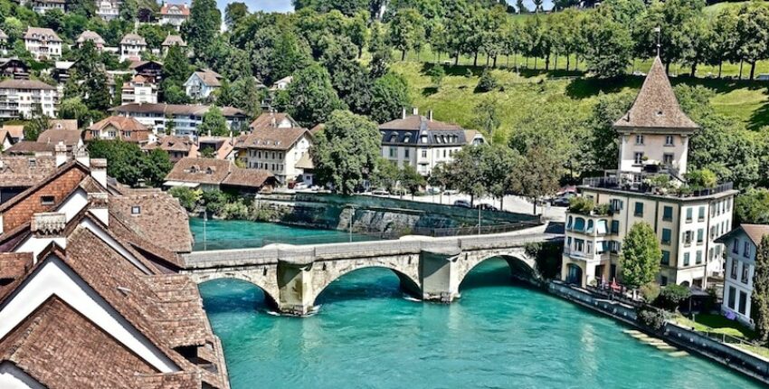 Bern : prenájom súkromného lietadla 