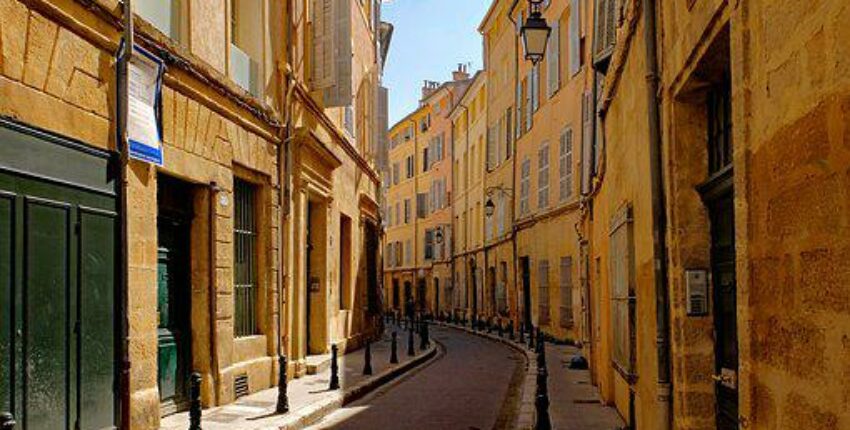 Aix en Provence Aix les Mille: prenájom súkromného lietadla