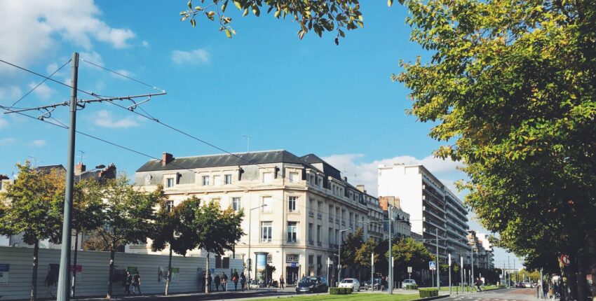 Angers : prenájom súkromného lietadla 