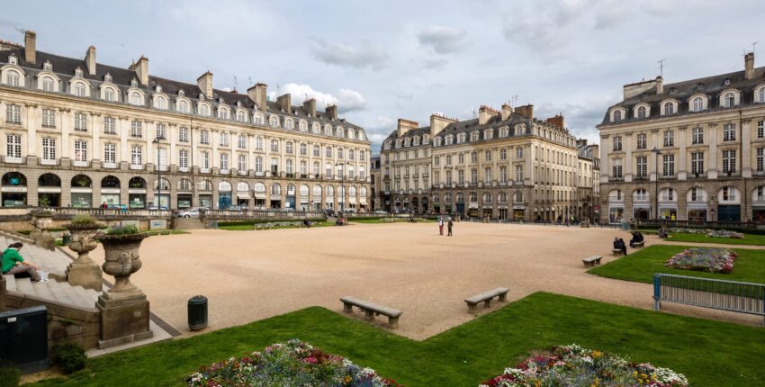 Rennes Saint-Jacques: prenájom súkromného lietadla