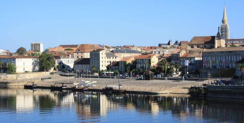 Bergerac : prenájom súkromného lietadla 