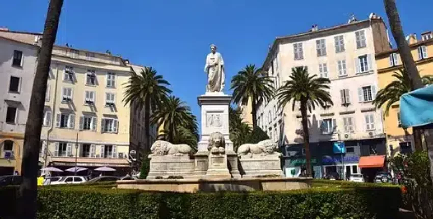 Ajaccio-Napoléon-Bonaparte: prenájom súkromného lietadla 