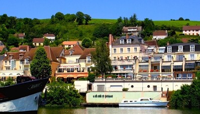Prenájom vrtuľníka pre La Côte Saint-Jacques v Joigny