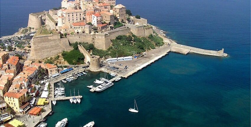 Calvi Sainte-Catherine: prenájom súkromného lietadla