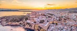 Neapol - Ibiza: prenájom súkromného lietadla