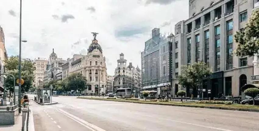 Madrid Barajas : prenájom súkromného lietadla 