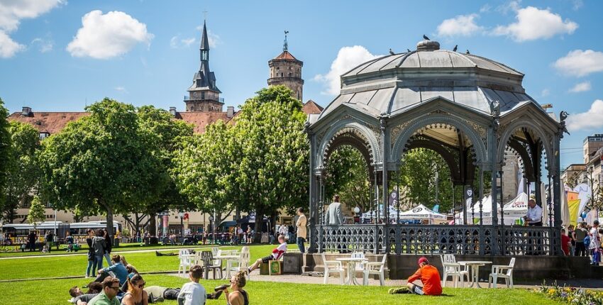 Paríž - Stuttgart: prenájom súkromného lietadla 