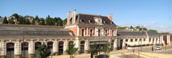 location de jet privé en gare de Brive, façade historique