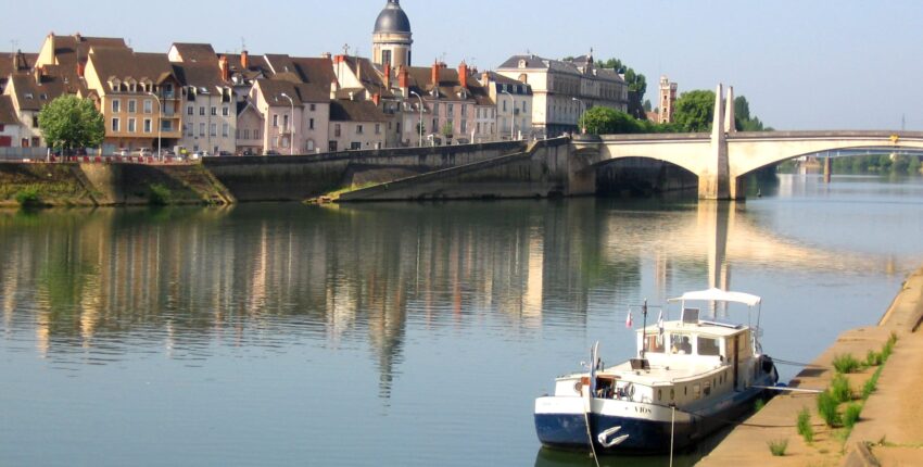 Chalon-Champforgeuil: prenájom súkromného lietadla 