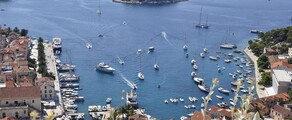 Hvar : prenájom súkromného lietadla 