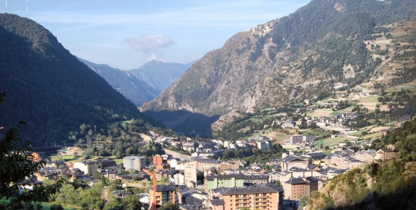 Andorra-La Seu : prenájom súkromného lietadla 