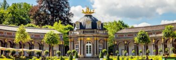 location jet privé : Prague la nuit, château illuminé