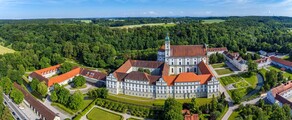 Furstenfeldbruc : prenájom súkromného lietadla 