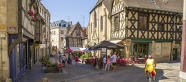 Epinal Mirecourt: prenájom súkromného lietadla 