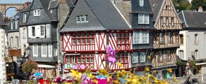 Morlaix Ploujean: prenájom súkromného lietadla 