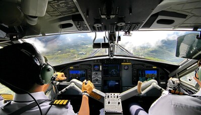 Stať sa pilotom vo Francúzsku: 6 najlepších leteckých škôl