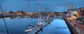 Den Helder : prenájom súkromného lietadla