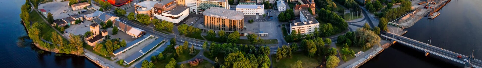 Parnu : prenájom súkromného lietadla 
