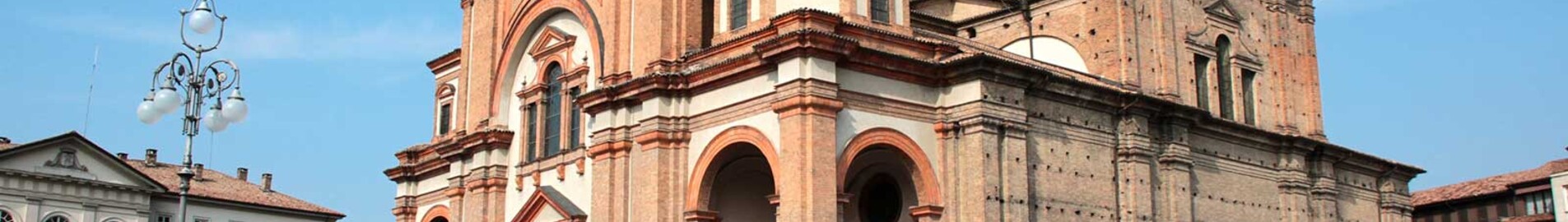 Voghera : prenájom súkromného lietadla 