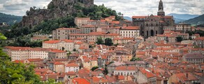 Le Puy Loudes: prenájom súkromného lietadla
