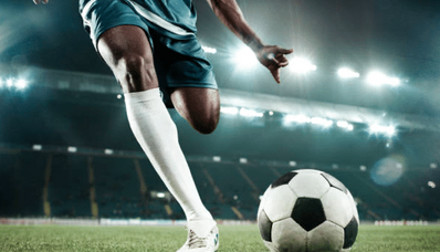 Prečo futbalové tímy cestujú súkromnými lietadlami?