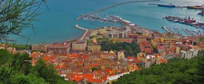 Salerno : prenájom súkromného lietadla