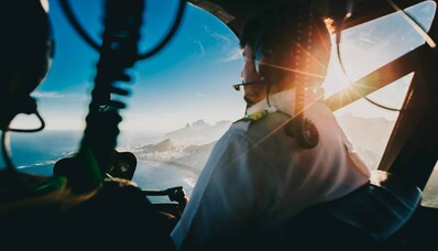 Všetko, čo potrebujete vedieť o tom, ako sa stať pilotom vrtuľníka: výcvik, plat, kariérne možnosti..