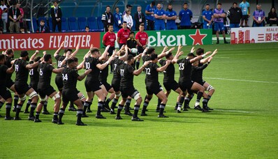 Majstrovstvá sveta v ragby 2023: vzlietnite do vzduchu súkromným lietadlom.