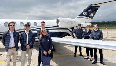 Aké sú rozdiely medzi sprostredkovateľom leteckej dopravy, ako je AEROAFFAIRES, a prevádzkovateľom obchodnej leteckej dopravy?