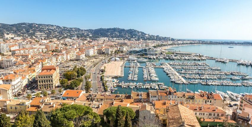 Ženeva - Cannes : prenájom súkromného lietadla