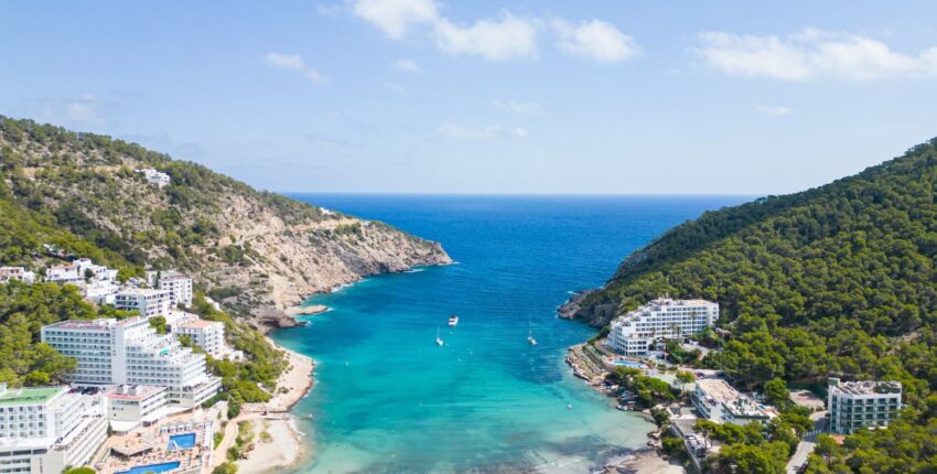 Ženeva - Ibiza : prenájom súkromného lietadla
