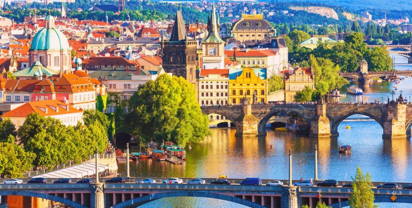 Salzburg - Praha : prenájom súkromného lietadla 