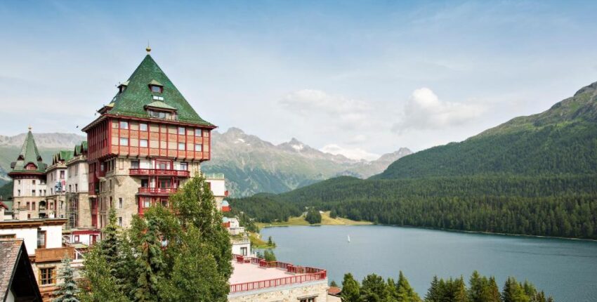 Saint-Tropez - Saint-Moritz Samedan : prenájom súkromného lietadla