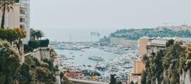 Saint-Tropez - Praha: prenájom súkromného lietadla