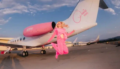 Sliv Air: Paris Hilton podpísala Gulfstream na svoj vlastný obraz